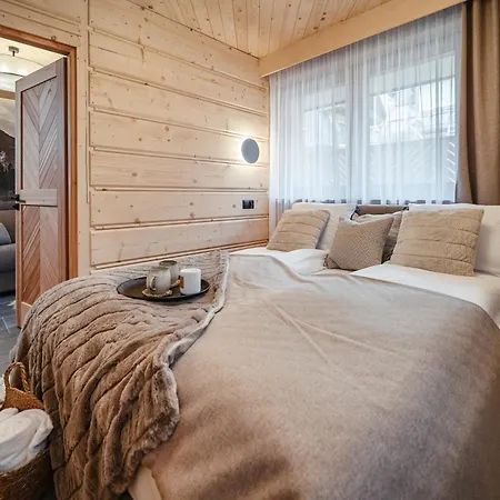 Swiatlomir Apartment *