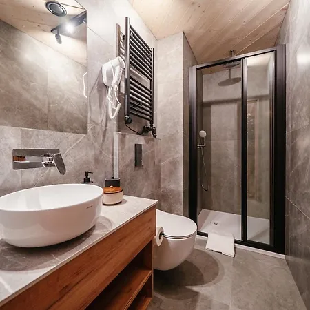 Swiatlomir Apartment