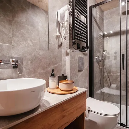 Swiatlomir Apartment